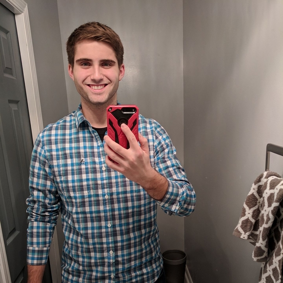 Meet your Posher, Peyton - Picture 1 of 1